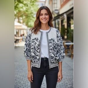 Chico’s Smocked Zip Embroidered Linen Jacket Size 2